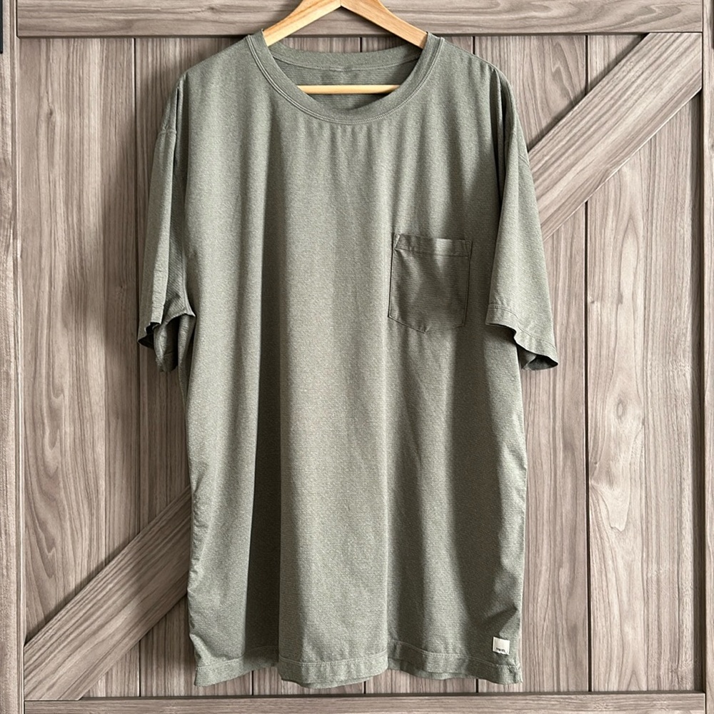 Vuori Men’s Pocket Tee XXL